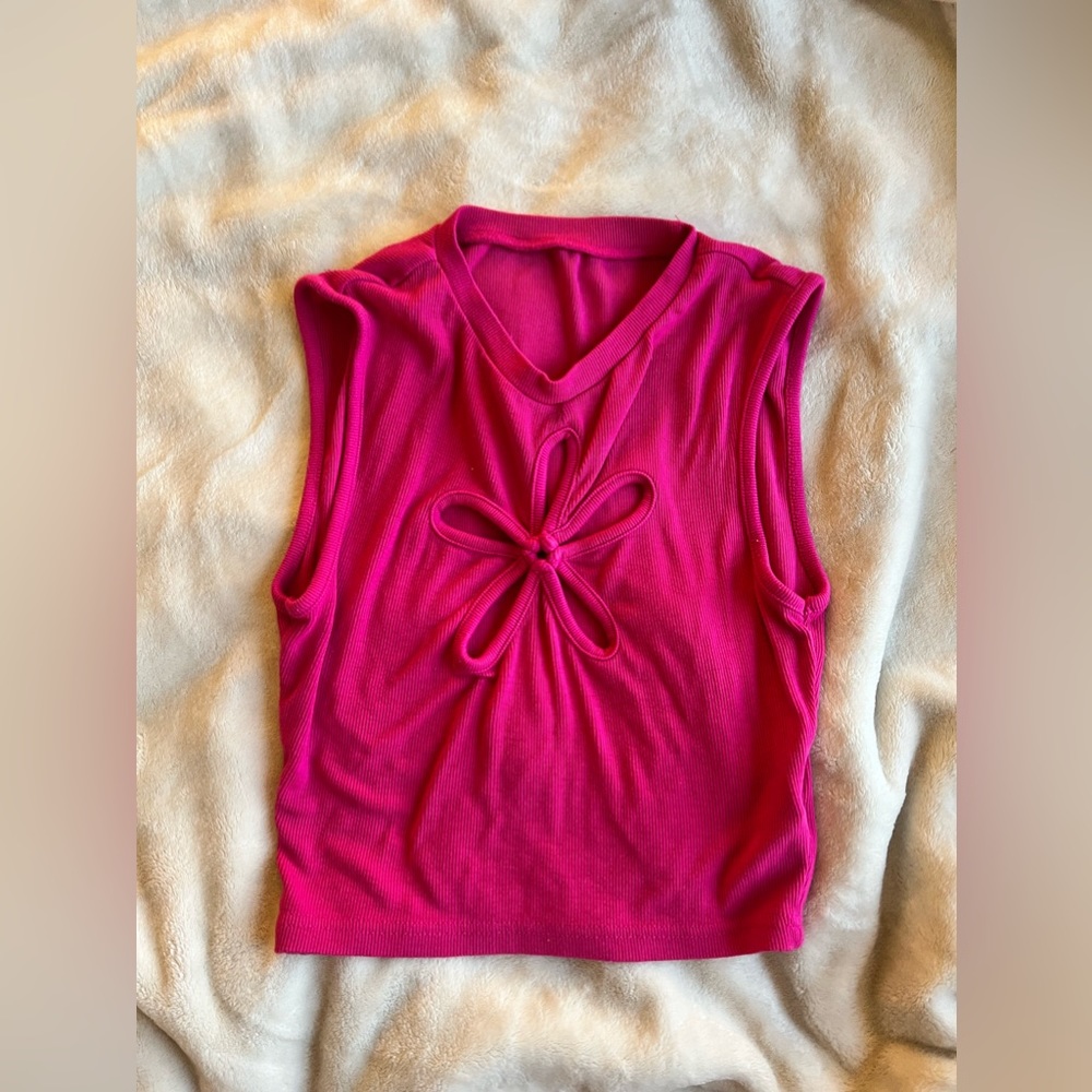 Flower Cut Out Crop Top
